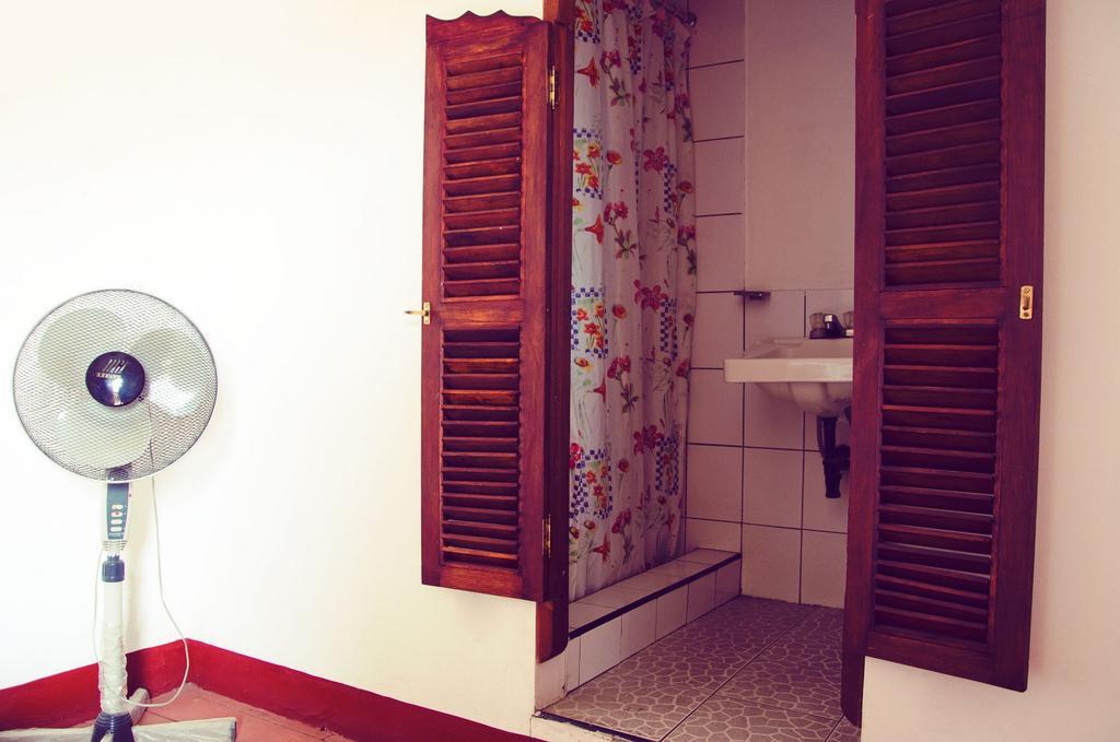 Hostal Sonati León 外观 照片