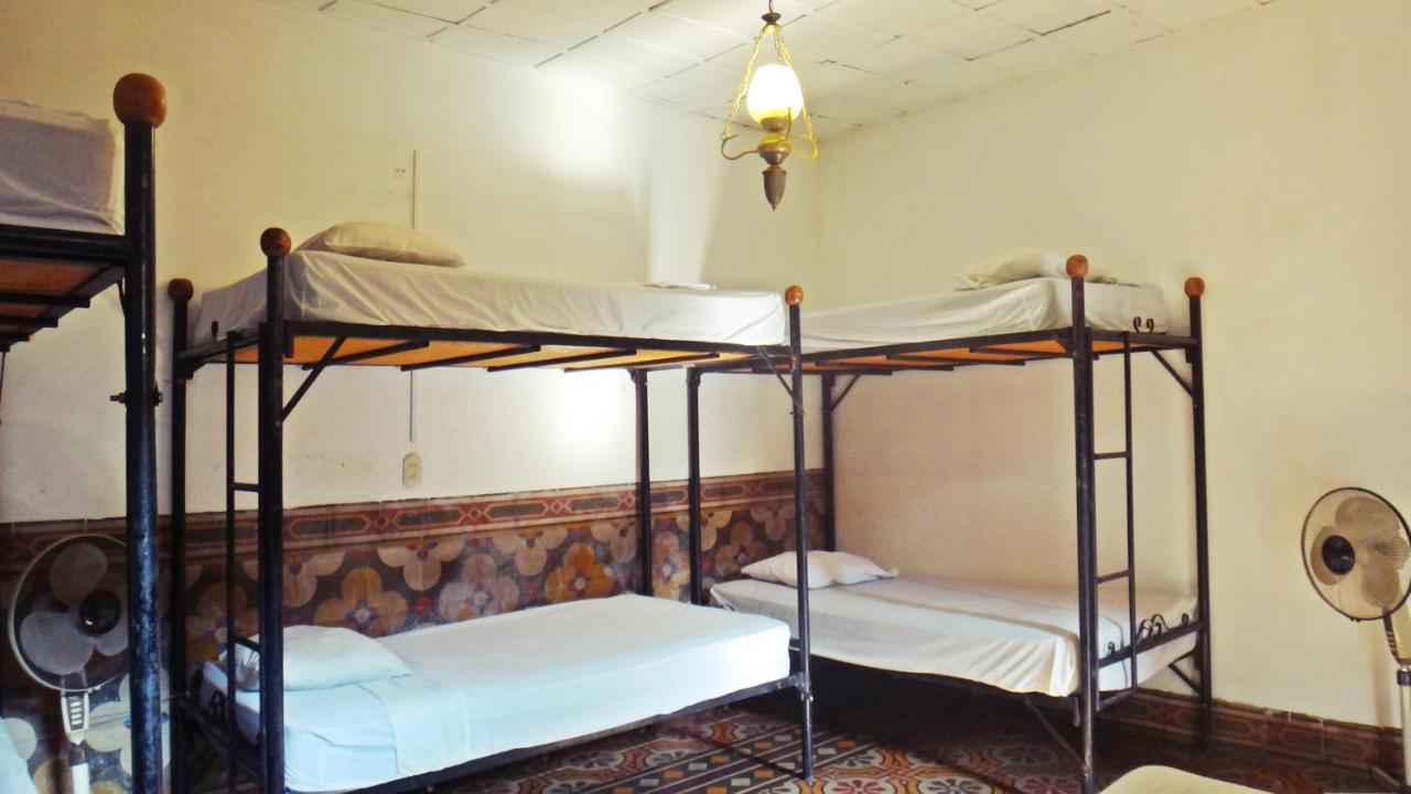 Hostal Sonati León 外观 照片