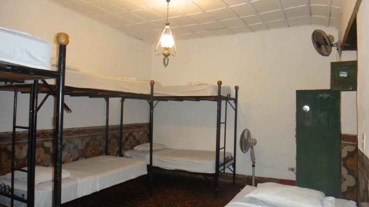 Hostal Sonati León 外观 照片